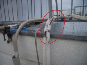 エアコン配管保温材の劣化